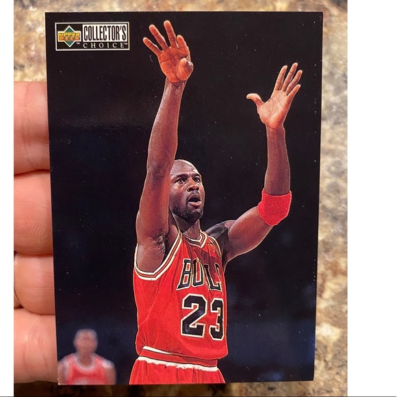 Michael Jordan - Picture 1 of 2